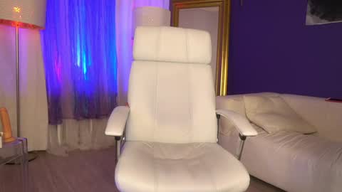 Margo online show from January 17, 10:34 pm