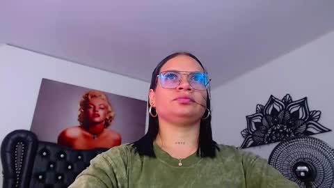 taliana36 online show from March 5, 1:06 pm