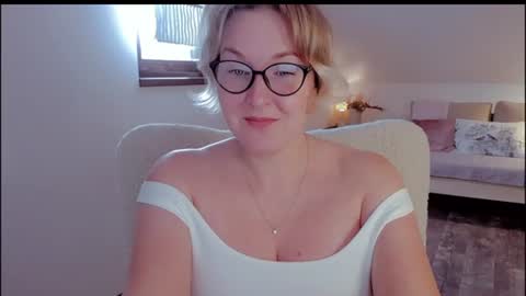 tallinnlove online show from July 13, 9:54 am
