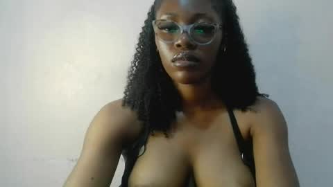 tallnsexydee online show from June 27, 12:33 pm