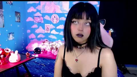 Alejandra Independent model online show from April 4, 5:06 am