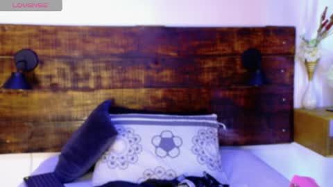    online show from April 4, 10:14 am