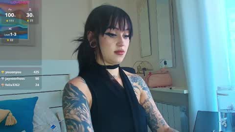 Cami 3 online show from March 20, 1:49 pm