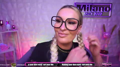 TamaraMilano online show from February 23, 9:09 am