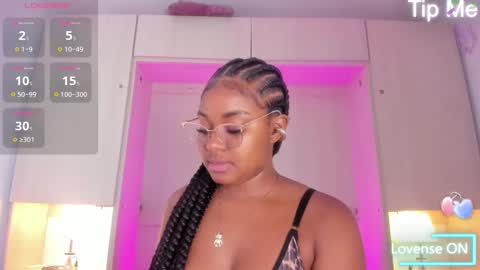 Tami online show from September 17, 8:18 pm