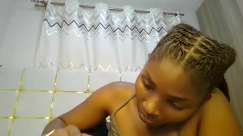 tamia online show from February 12, 4:33 am