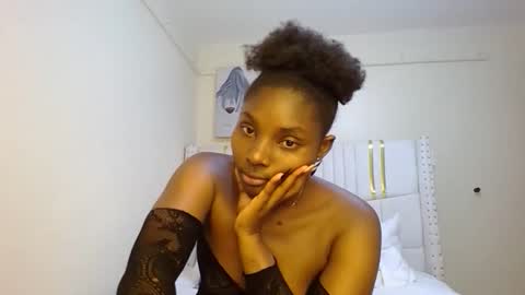 tamia online show from October 24, 11:45 pm