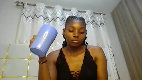 tamia online show from February 7, 7:06 pm