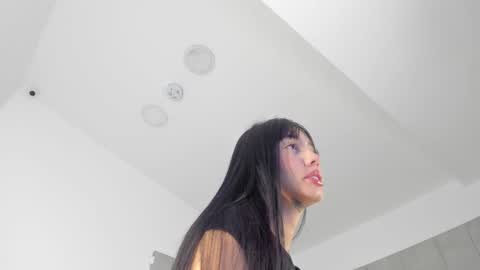 Tamy Leen online show from October 3, 10:09 am