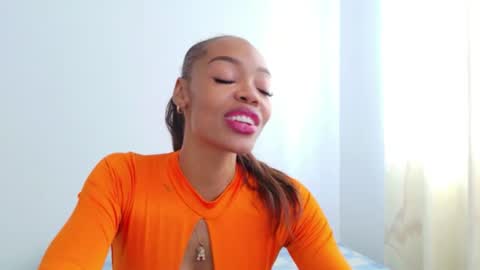 tamylynn online show from July 8, 8:00 pm