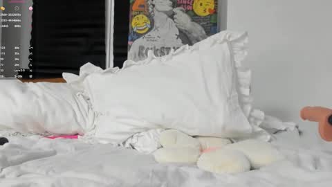 Viola online show from March 15, 7:49 pm