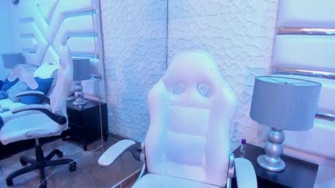 tatilee online show from September 15, 10:39 pm