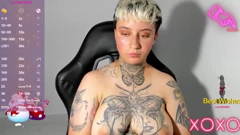 jess online show from December 6, 6:17 pm