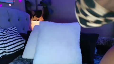 Tatted Queen online show from March 2, 10:13 pm