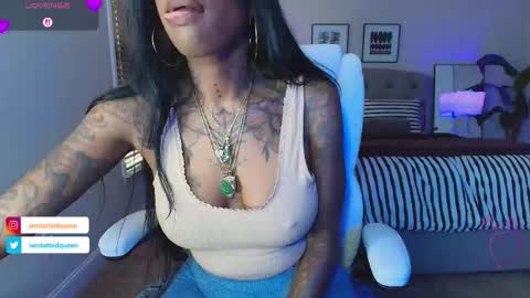 Tatted Queen online show from November 17, 9:48 pm