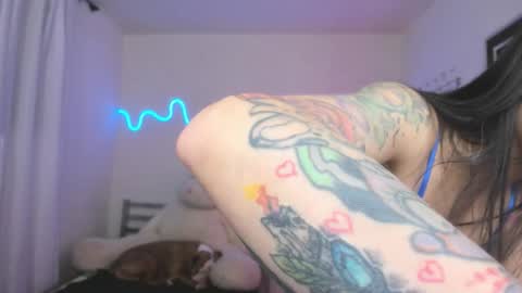 High Mami  online show from September 15, 12:19 am