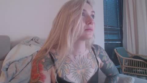 tattoobbgirl online show from November 5, 4:23 pm