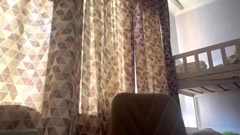 Jenny  online show from November 18, 7:09 am