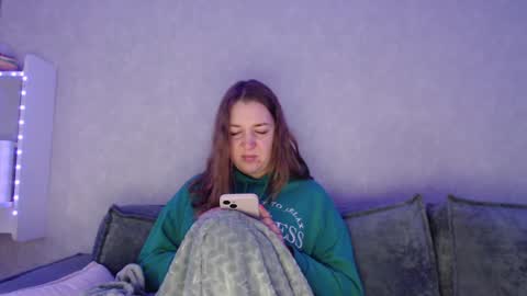 Diana online show from December 3, 7:19 am