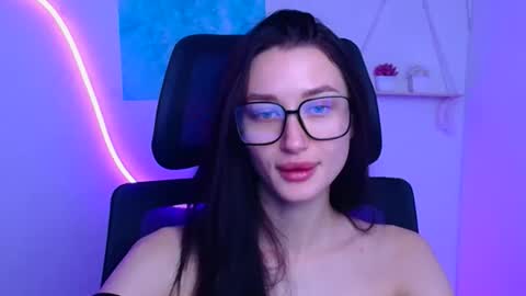 Taya online show from December 22, 6:38 am