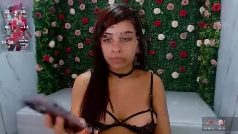 Taylor online show from November 11, 8:17 pm