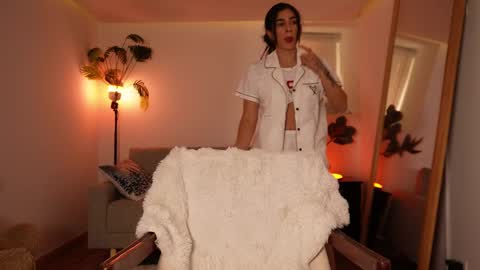 taylormichell online show from January 24, 6:56 pm