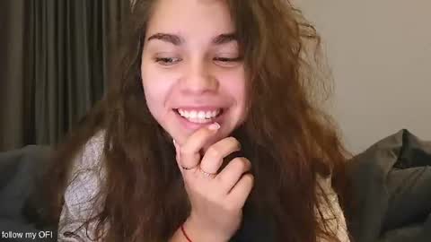 Caroline online show from July 9, 7:05 pm