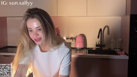 Sally and Sandy online show from June 20, 9:07 pm