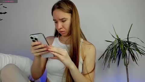 teaseme_bella online show from July 10, 9:04 pm