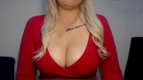 Teeyara  online show from October 12, 6:38 am