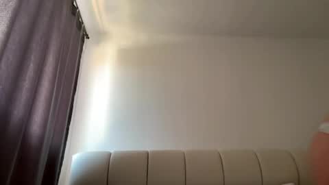 Amy No penetration Virgiin giirl online show from April 9, 2:00 pm