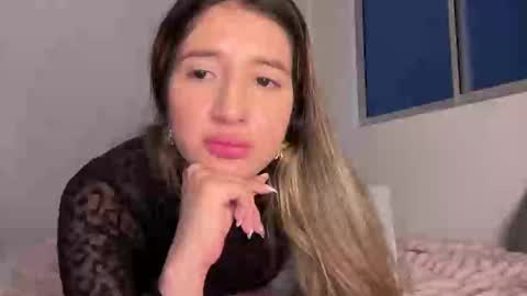 Amy No penetration Virgiin giirl online show from September 25, 11:13 pm