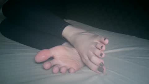 Viv West online show from October 10, 5:12 am