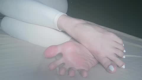 Viv West online show from January 31, 1:33 am