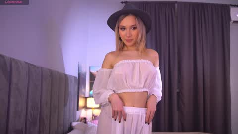 Tella online show from January 26, 11:06 am