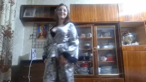 Stephanie online show from February 15, 4:39 pm