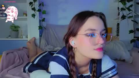 Megan  online show from February 4, 9:18 pm