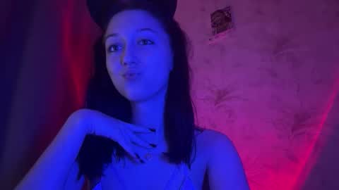 temptingvision online show from October 17, 10:40 am