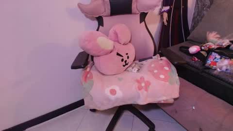 Terra Elowen online show from January 8, 11:36 am