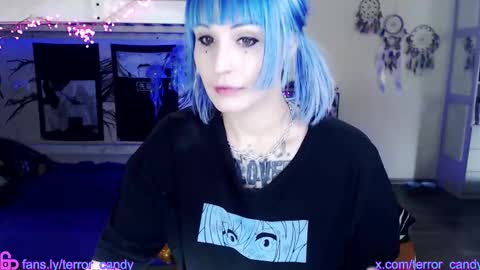 CRY BABY  online show from January 17, 11:23 pm