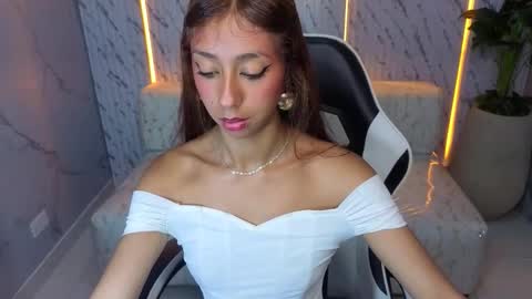 Online 800 to 1400 online show from October 31, 2:54 pm