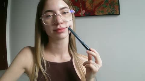 tessa_calmness online show from February 20, 6:19 am