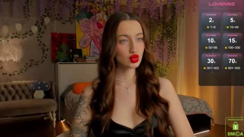 Your Eva online show from October 26, 7:15 am