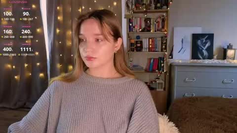 Alice online show from April 15, 12:49 pm