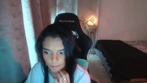 Paola online show from February 16, 9:03 pm