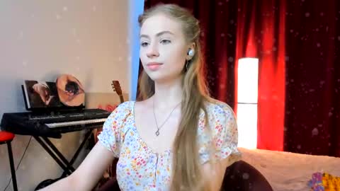 Ally    STREAMING ON TWITCH NOW Check my Twitter for updates online show from February 24, 10:02 am