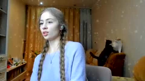 Ally    STREAMING ON TWITCH NOW Check my Twitter for updates online show from January 20, 6:32 pm