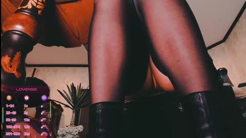 Joan online show from January 9, 10:25 pm