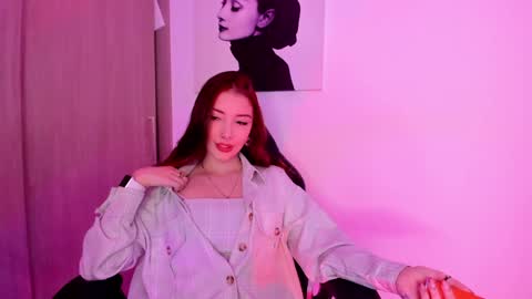 Alicia Alikath  online show from December 11, 1:47 am