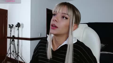 Peyton online show from January 15, 3:45 am